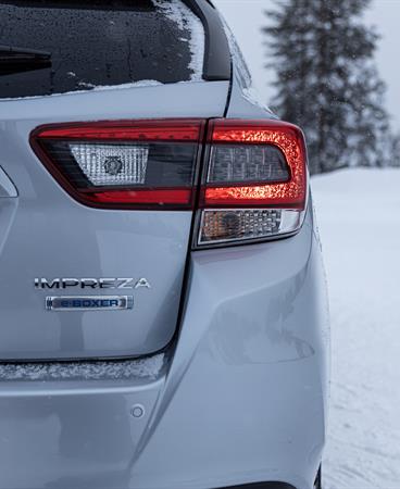 SUBARU-IMPREZA-48